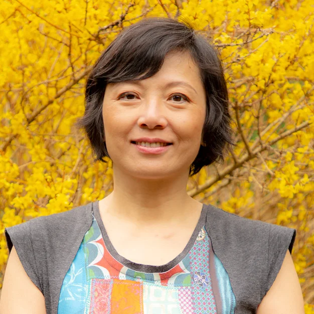 Ria_profile_pic-002-1